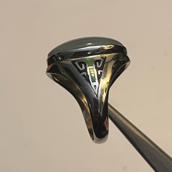 ANTIQUE 10K WHITE GOLD "UNISEX" RING w/NATURAL GREEN MOONSTONE&ENAMELS, ART DECO - Picture 7 of 12